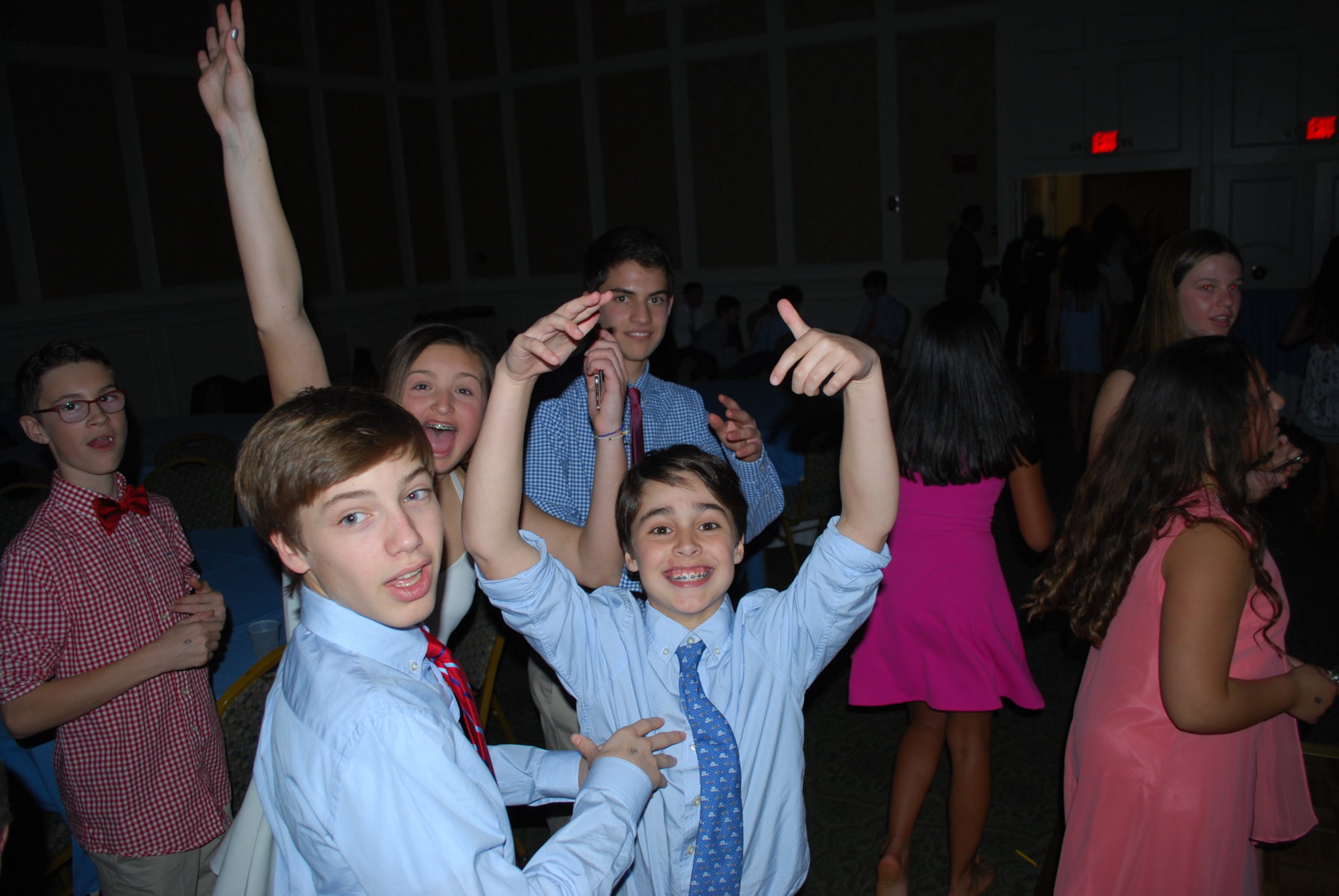 7th & 8th Grade Spring Dance Highlights Carver Center